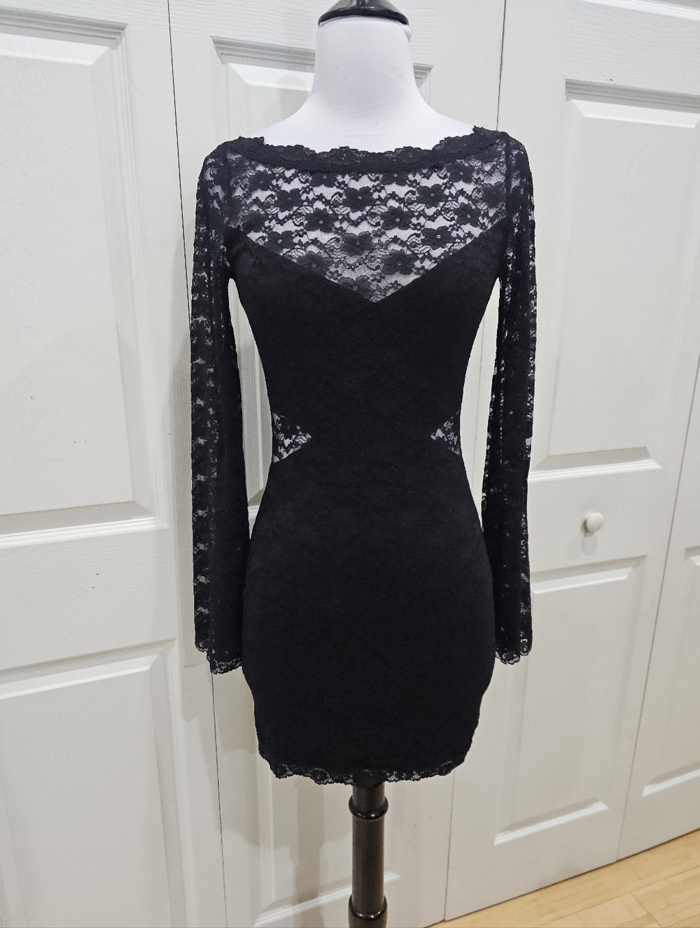 Free People Sexy Goth Black Lace Cut Out Bell Sleeve Bodycon Mini Dress XS